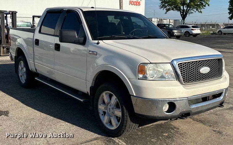 image for item EJ6913 2007 Ford F150 SuperCrew pickup truck