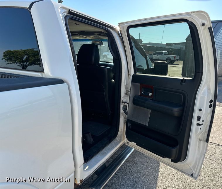 image for item EJ6913 2007 Ford F150 SuperCrew pickup truck