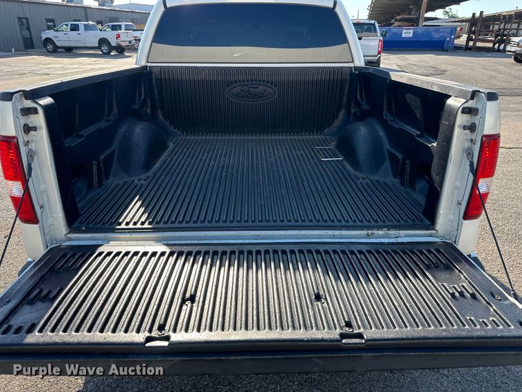 image for item EJ6913 2007 Ford F150 SuperCrew pickup truck