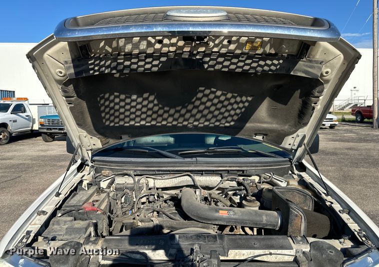 image for item EJ6913 2007 Ford F150 SuperCrew pickup truck