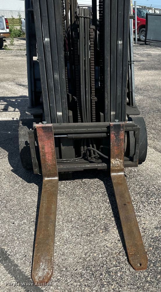 image for item EJ6914 2007 Toyota  8FGCU30 forklift