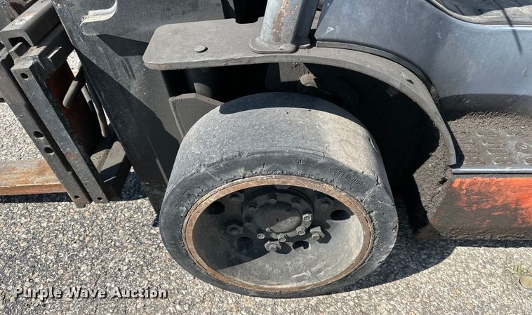 image for item EJ6914 2007 Toyota  8FGCU30 forklift