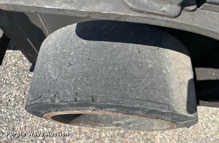 image for item EJ6914 2007 Toyota  8FGCU30 forklift