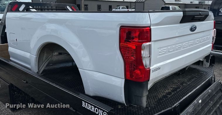 image for item EJ6915 Ford F250 pickup truck bed