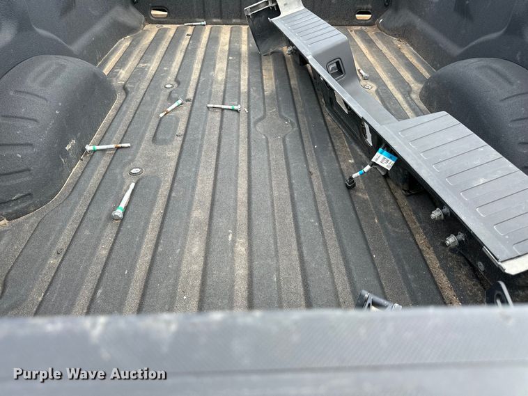 image for item EJ6915 Ford F250 pickup truck bed