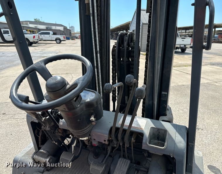 image for item EJ6916 1999 Toyota  52-6FGCU45-BCS forklift