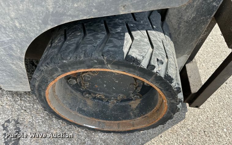 image for item EJ6916 1999 Toyota  52-6FGCU45-BCS forklift