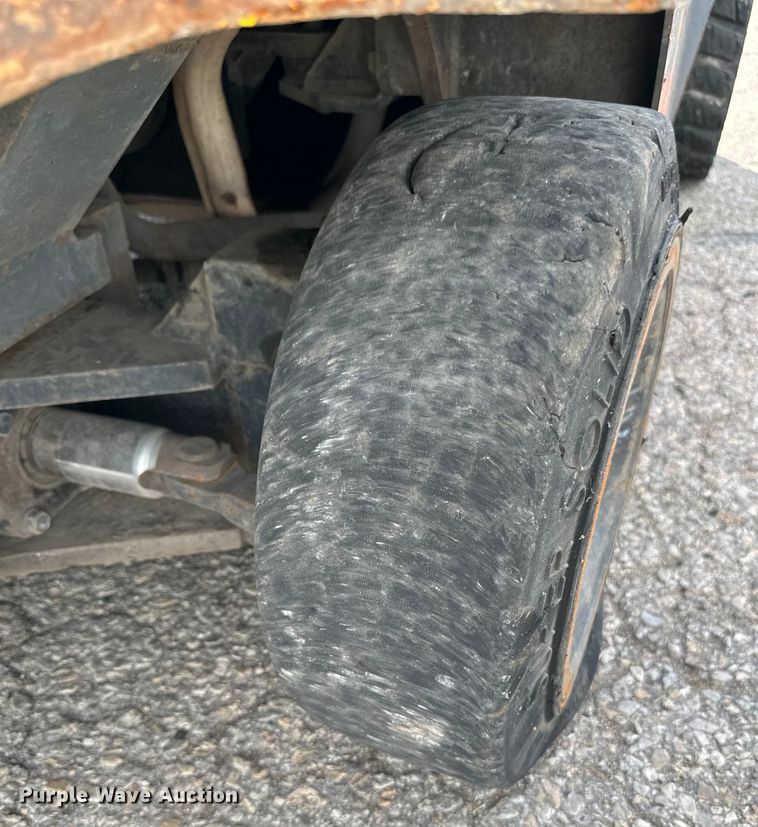 image for item EJ6916 1999 Toyota  52-6FGCU45-BCS forklift