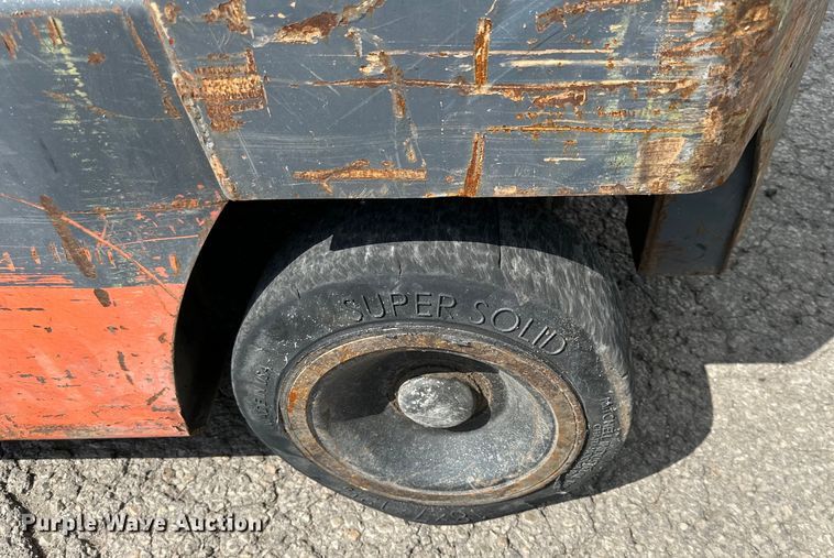 image for item EJ6916 1999 Toyota  52-6FGCU45-BCS forklift