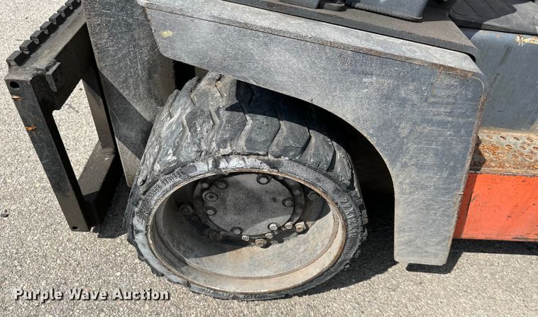 image for item EJ6916 1999 Toyota  52-6FGCU45-BCS forklift