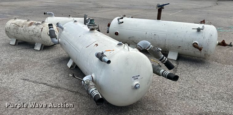 image for item EJ6919 (4) tanks 