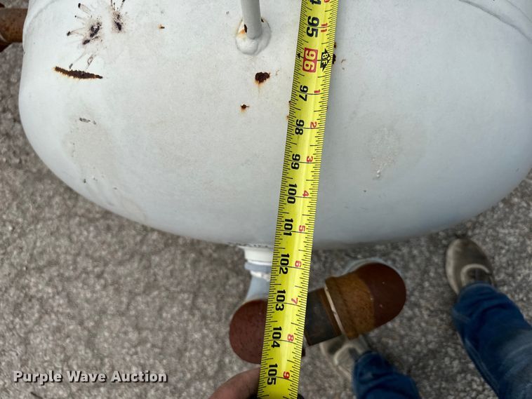 image for item EJ6919 (4) tanks 