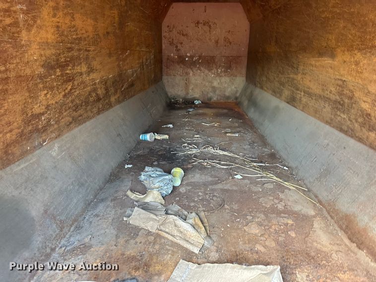 image for item EJ6920 Trash compactor 