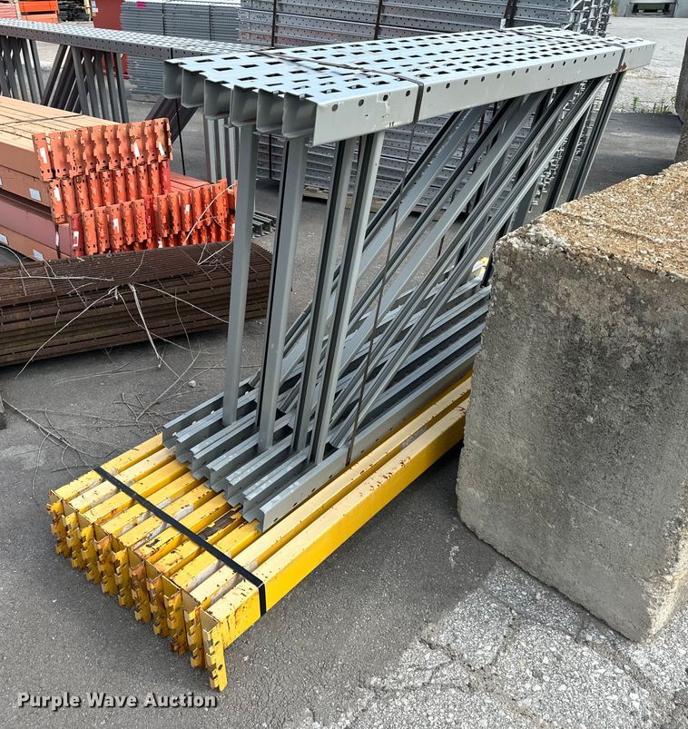 image for item EJ6951 Keystone  pallet racking