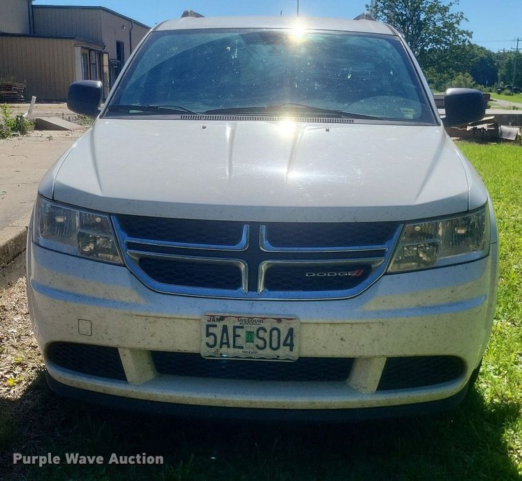 image for item EJ7998 2013 Dodge  Journey  SUV