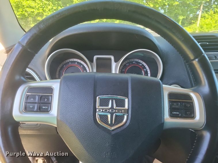 image for item EJ7998 2013 Dodge  Journey  SUV