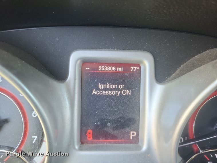 image for item EJ7998 2013 Dodge  Journey  SUV