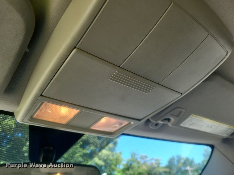 image for item EJ7998 2013 Dodge  Journey  SUV