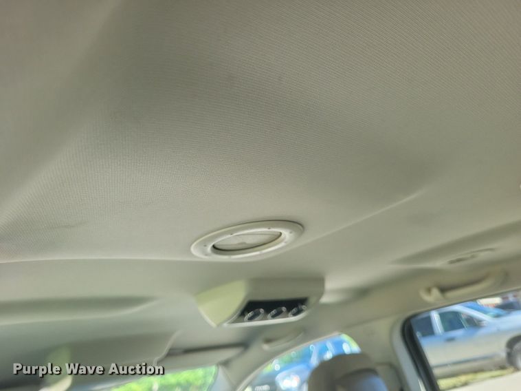 image for item EJ7998 2013 Dodge  Journey  SUV