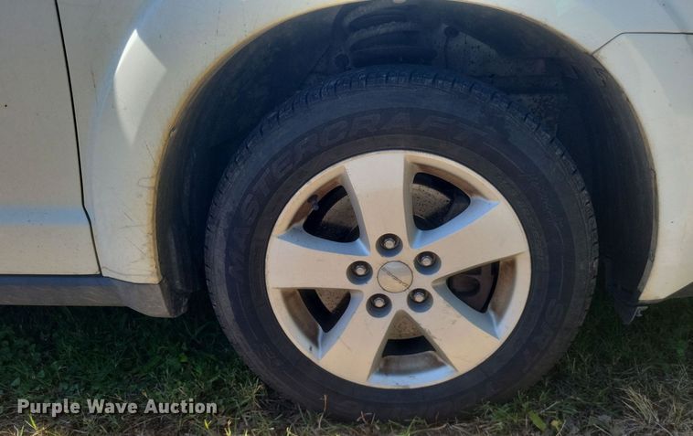 image for item EJ7998 2013 Dodge  Journey  SUV