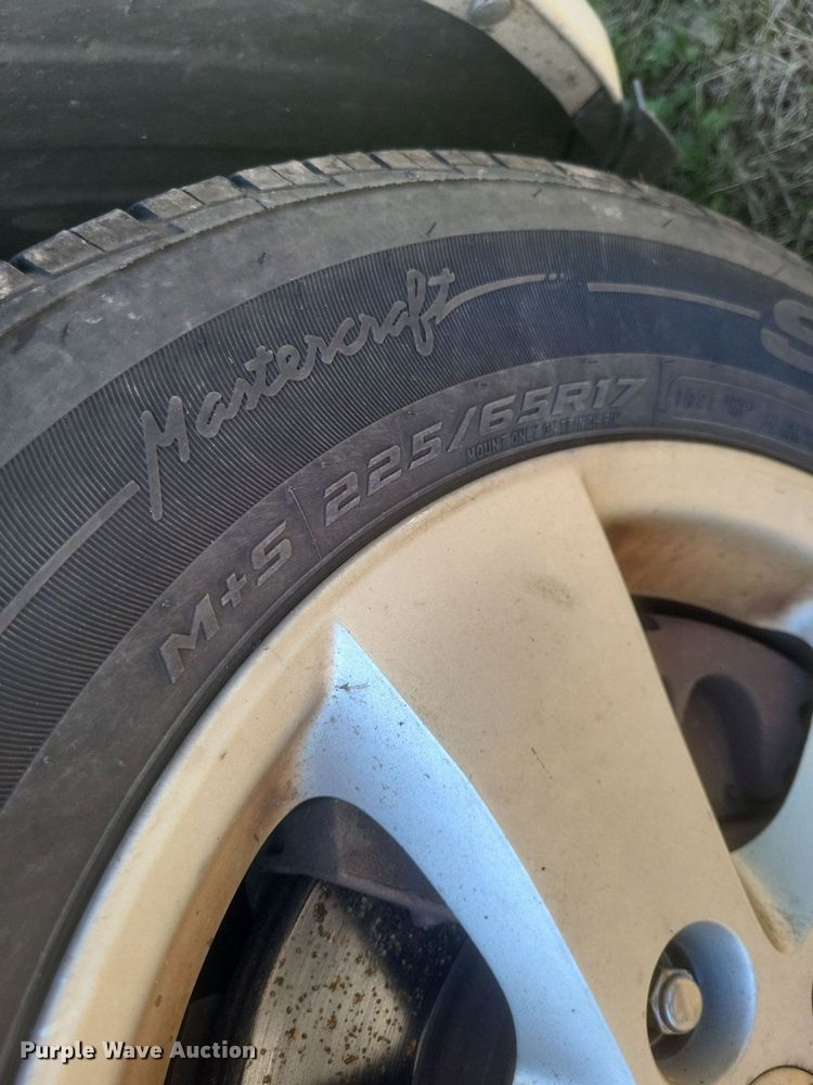 image for item EJ7998 2013 Dodge  Journey  SUV