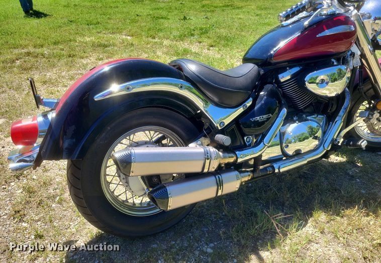 image for item EJ8002 2001 Suzuki  Intruder Volusia motorcycle