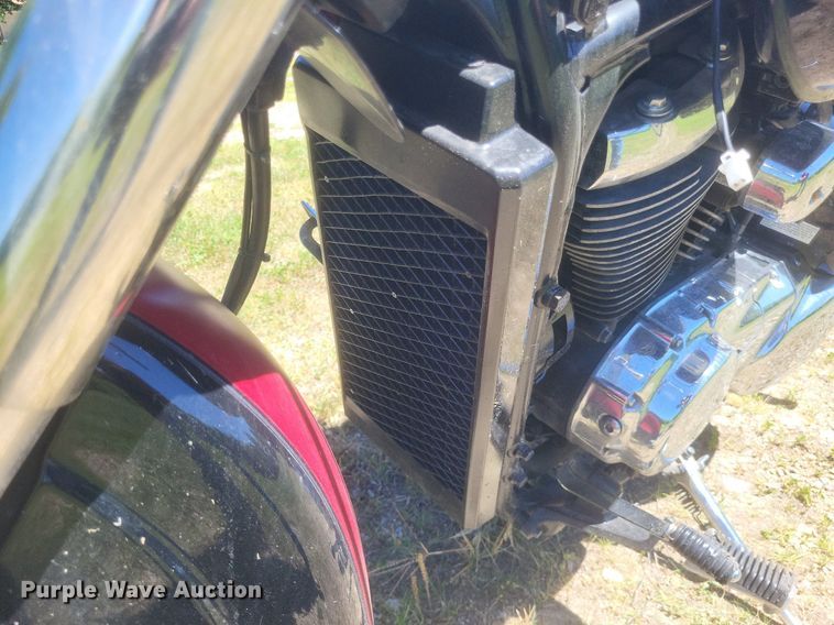 image for item EJ8002 2001 Suzuki  Intruder Volusia motorcycle