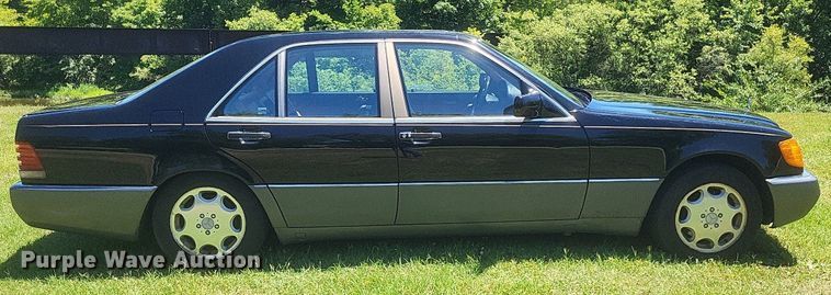 image for item EJ8005 1994 Mercedes-Benz  S320 