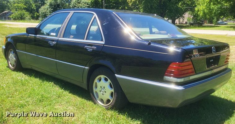 image for item EJ8005 1994 Mercedes-Benz  S320 