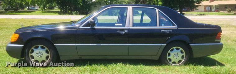 image for item EJ8005 1994 Mercedes-Benz  S320 