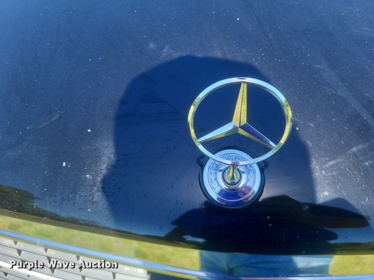 image for item EJ8005 1994 Mercedes-Benz  S320 