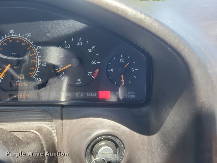 image for item EJ8005 1994 Mercedes-Benz  S320 