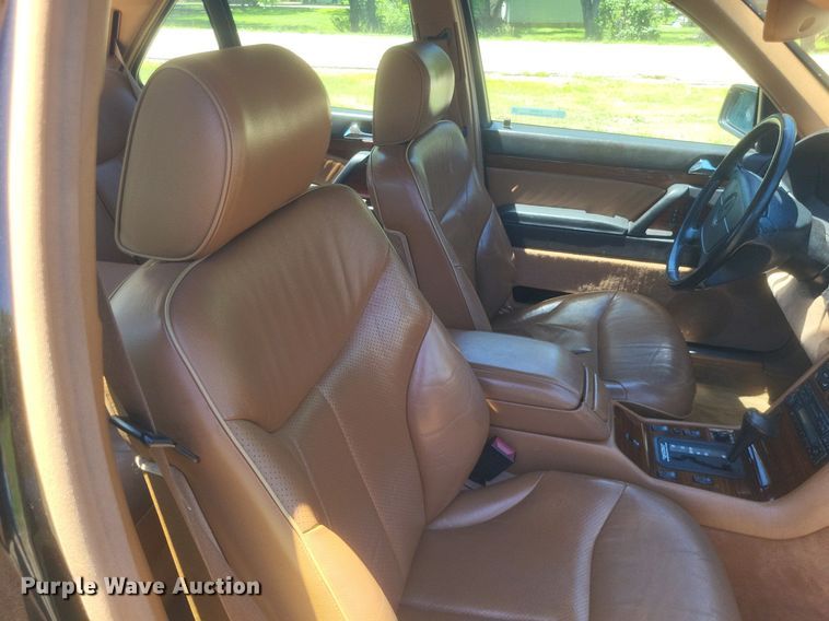 image for item EJ8005 1994 Mercedes-Benz  S320 