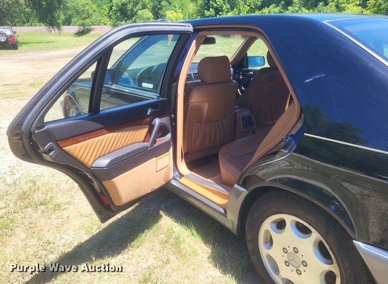 image for item EJ8005 1994 Mercedes-Benz  S320 