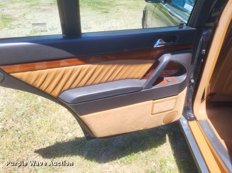 image for item EJ8005 1994 Mercedes-Benz  S320 