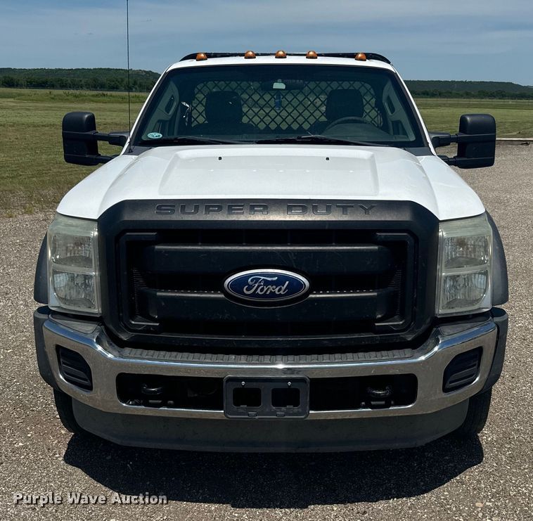 image for item EK1365 2011 Ford F550 flatbed truck