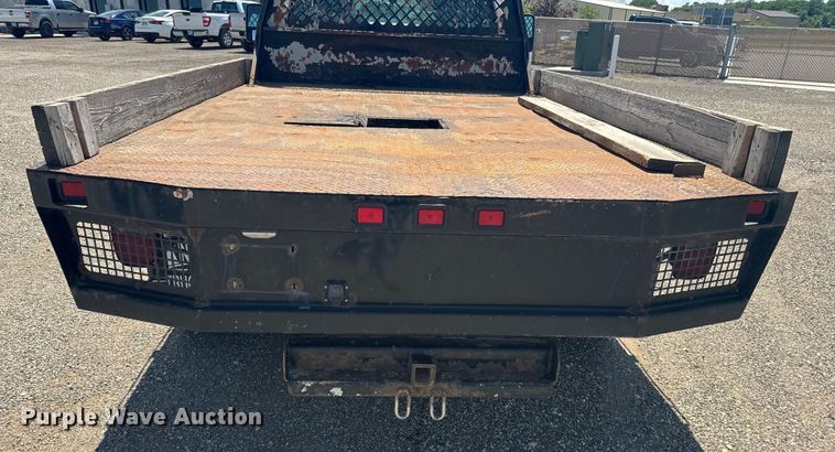 image for item EK1365 2011 Ford F550 flatbed truck