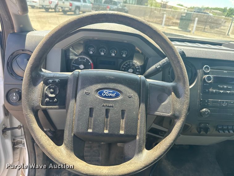 image for item EK1365 2011 Ford F550 flatbed truck