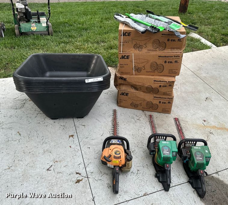 image for item EK1386 Lawn equipment 