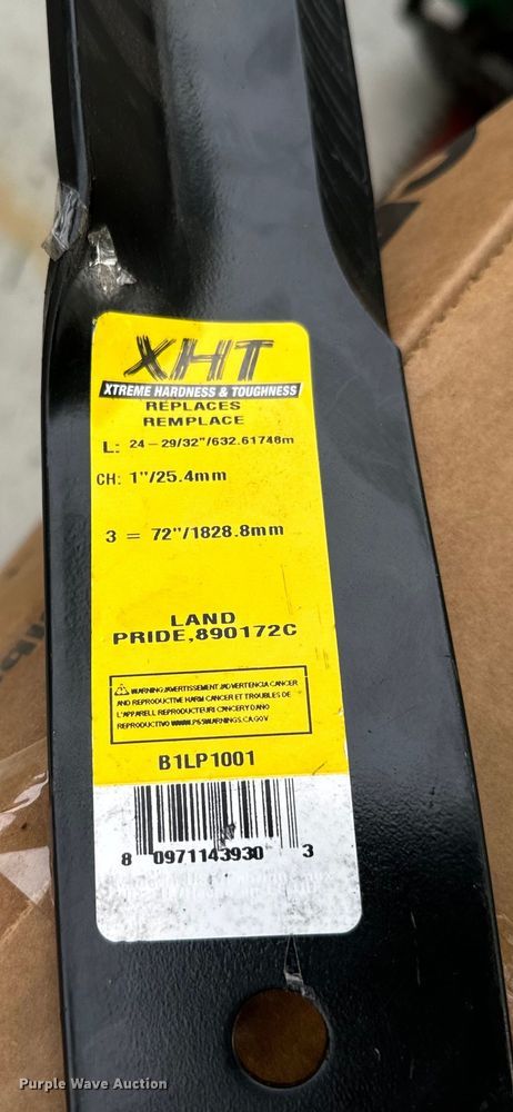 image for item EK1386 Lawn equipment 