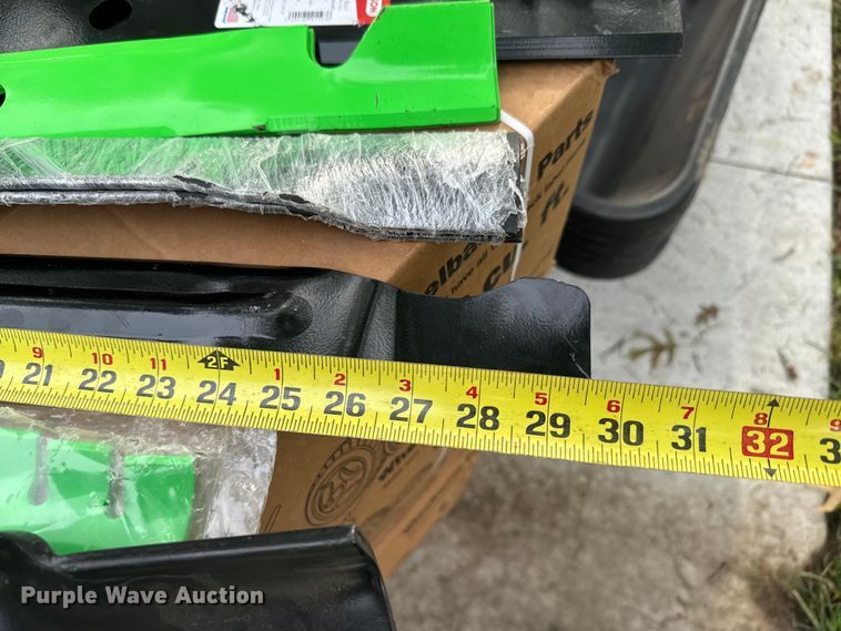 image for item EK1386 Lawn equipment 