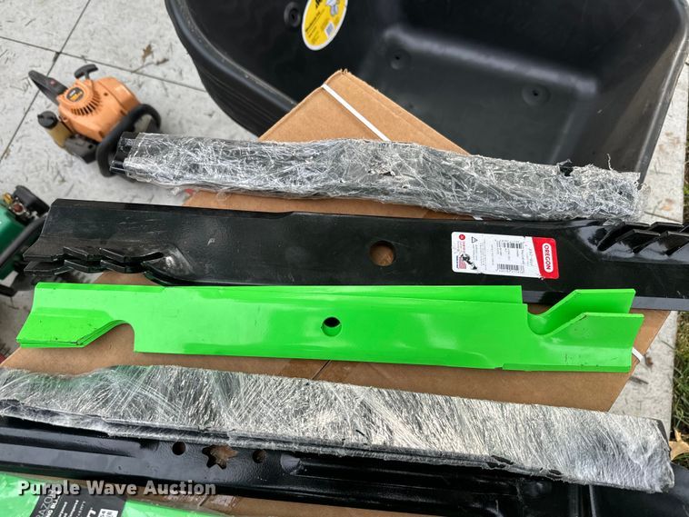 image for item EK1386 Lawn equipment 