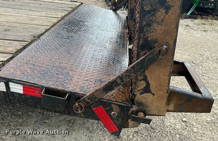 image for item EK1399 2017 Rice FMEH8222 equipment trailer