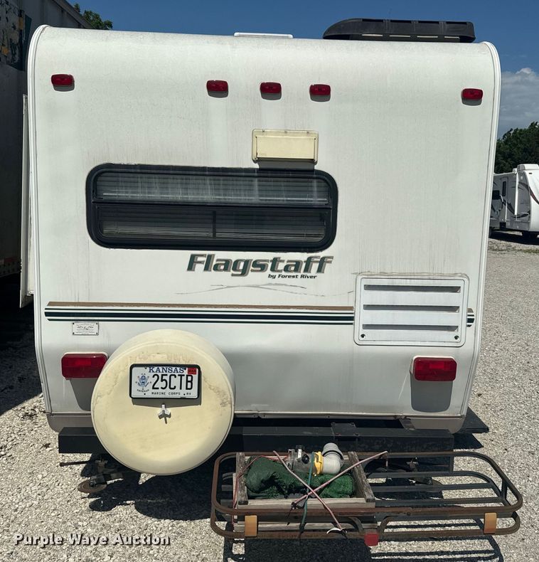 image for item EK1439 2003 Forest River  Flagstaff camper