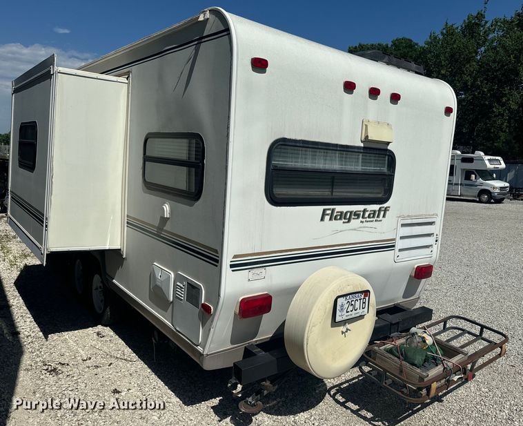 image for item EK1439 2003 Forest River  Flagstaff camper