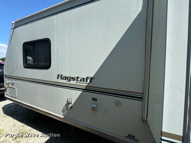 image for item EK1439 2003 Forest River  Flagstaff camper