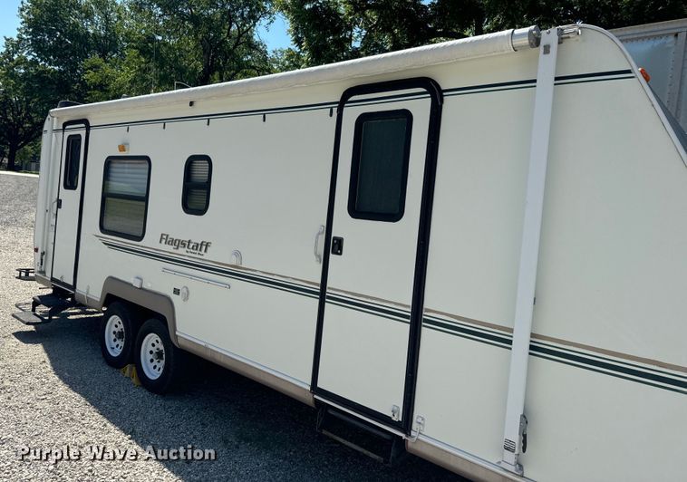 image for item EK1439 2003 Forest River  Flagstaff camper