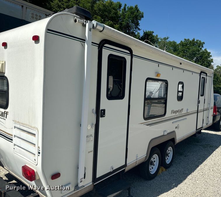 image for item EK1439 2003 Forest River  Flagstaff camper