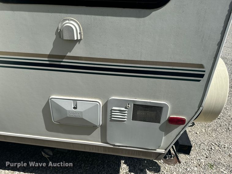 image for item EK1439 2003 Forest River  Flagstaff camper