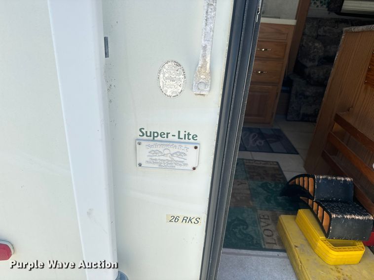 image for item EK1439 2003 Forest River  Flagstaff camper